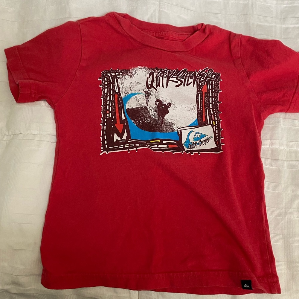 Boys red Quicksliver T-shirt surfer style Skate